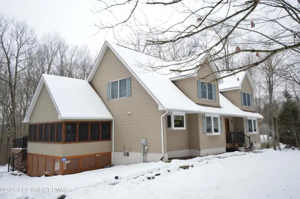 221 Spruce Run Drive, Dingmans Ferry, PA 18328