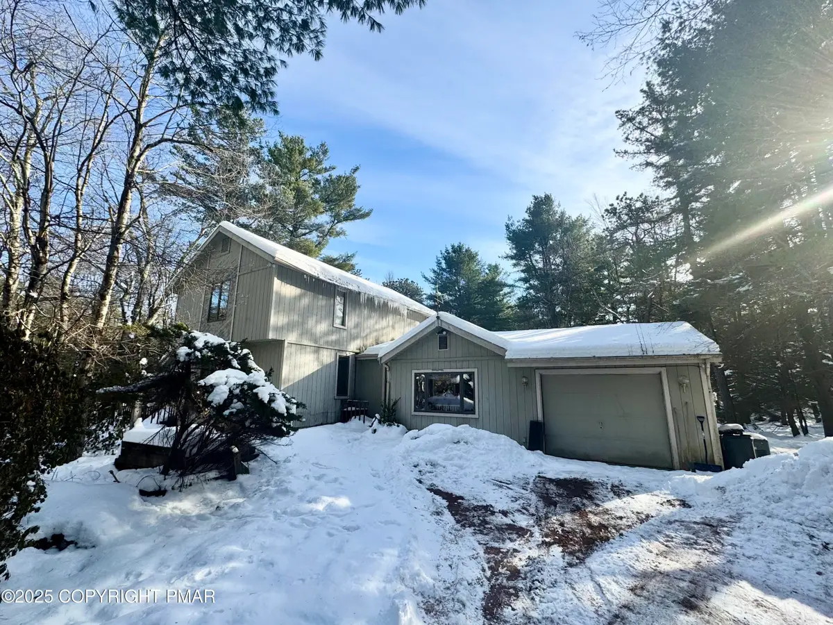 59 Chestnut Road, Lake Harmony, PA 18624 - Image #1