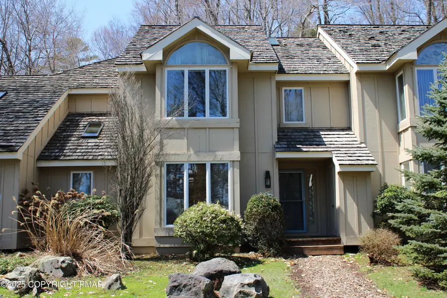 856 Crest Pines Lane, Pocono Pines, PA 18350 - Image #2