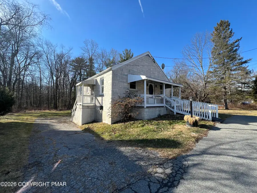 3749 Mountain View Drive, Danielsville, PA 18038 - Image #3