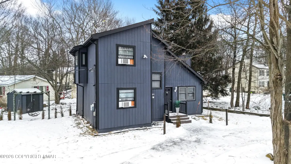 9525 Jasmine Drive, Tobyhanna, PA 18466 - Image #1