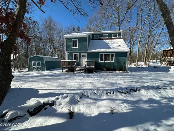 147 Pocono Boulevard, Bushkill, PA 18324