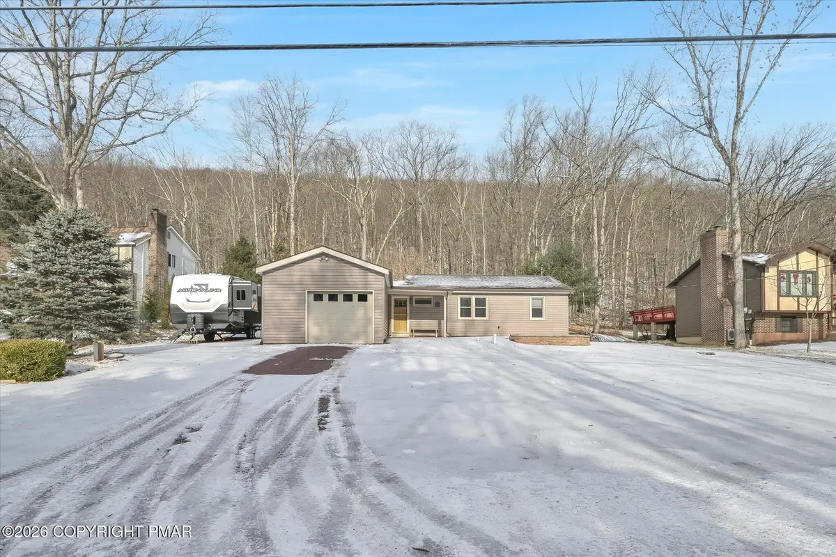 449 Lake Drive, Nesquehoning, PA 18240 - #1