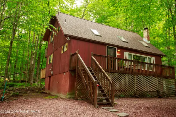 111 Oswayo Drive, Pocono Lake, PA 18347