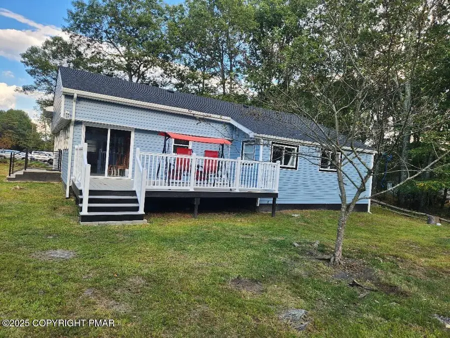 22 Mountain Top Road, East Stroudsburg, PA 18302 - #2