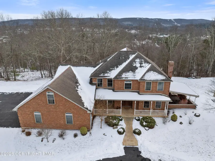 118 Chris Ali Estate Place, East Stroudsburg, PA 18302 - Image #3