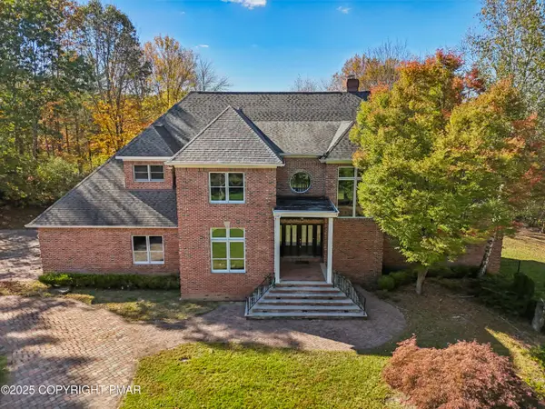 441 Hidden Lake Drive, East Stroudsburg, PA 18302