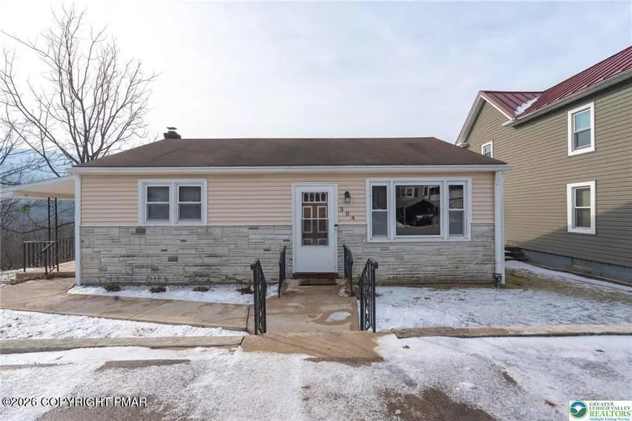 304 White Lane, Palmerton, PA 18071 - Image #2