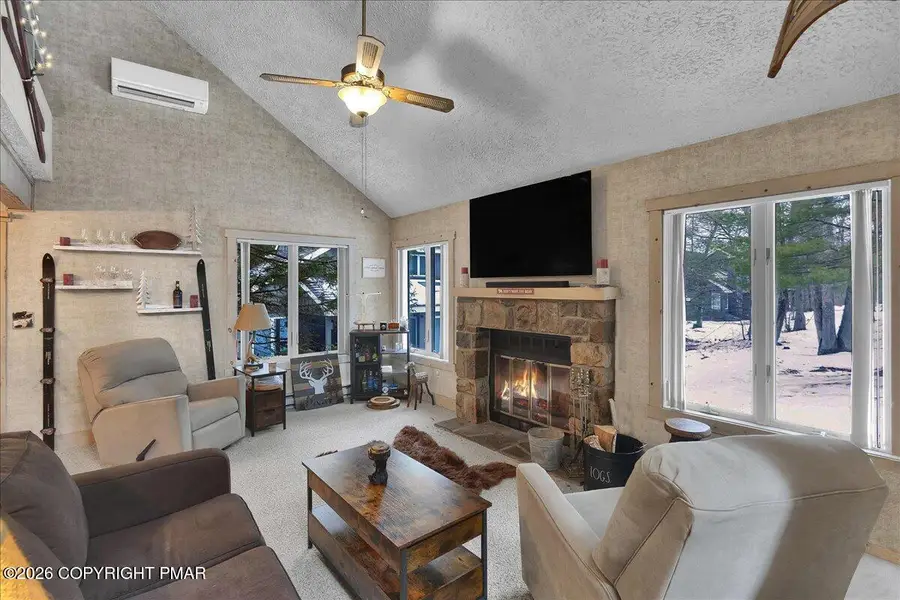 144 Telemark, Lake Harmony, PA 18624 - Image #2