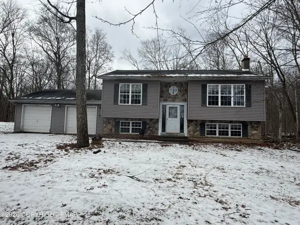 3626 Bristol Circle W, East Stroudsburg, PA 18302