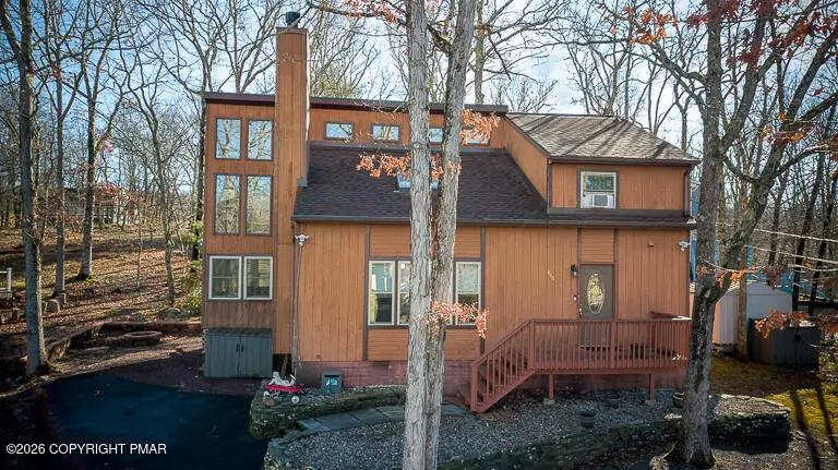 122 Dover Drive, Bushkill, PA 18324 - Image #2
