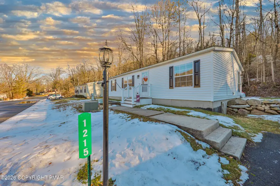 1215 Blue Mountain Circle, Saylorsburg, PA 18353 - Image #2