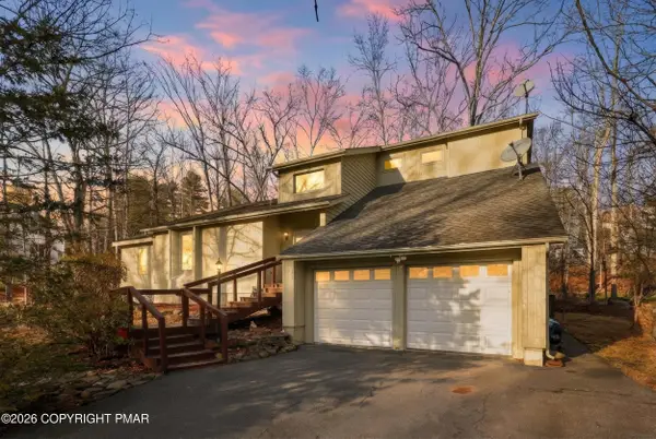 315 Rolling Hills Drive, East Stroudsburg, PA 18302