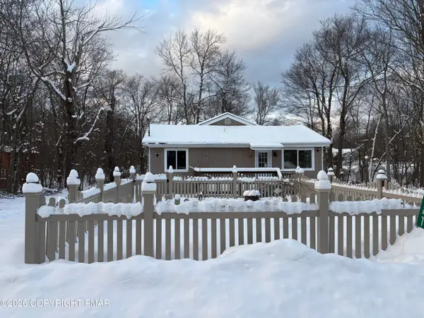 9851 Deerwood Drive, Tobyhanna, PA 18466