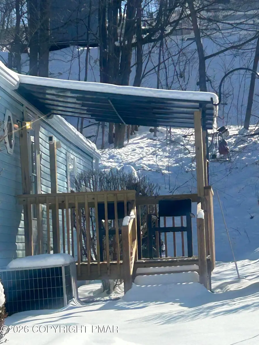 4 Lexington Lane, Mount Bethel, PA 18343 - #2