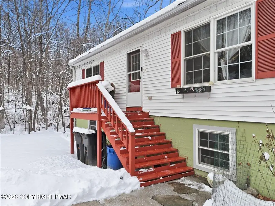 121 St Moritz Court, Henryville, PA 18332 - Image #3