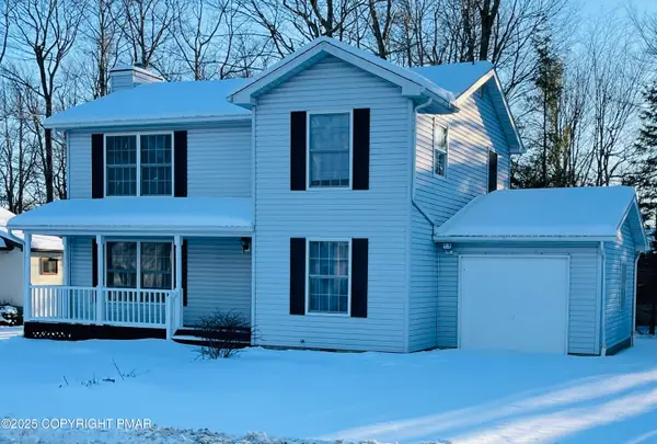 1120 Country Place Drive, Tobyhanna, PA 18466