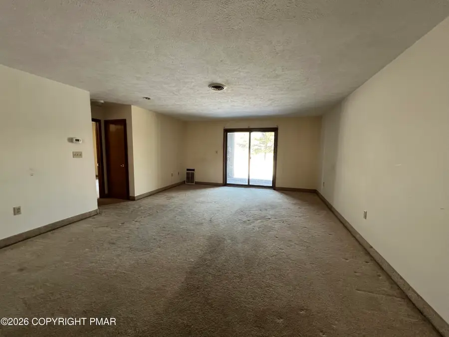 146 Foxfire Drive, Mount Pocono, PA 18344 - Image #3