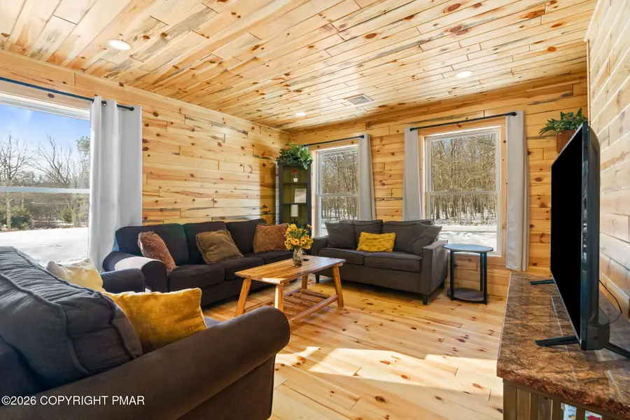 58 Parker Mews, Albrightsville, PA 18210 - Image #2