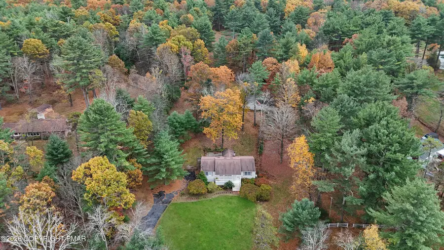 139 Johnny Bee Road, Dingmans Ferry, PA 18328 - Image #3