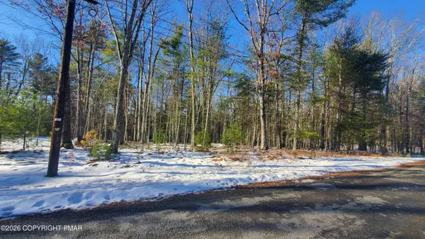 Lot 74 Hawks Nest Drive, Hawley, PA 18428
