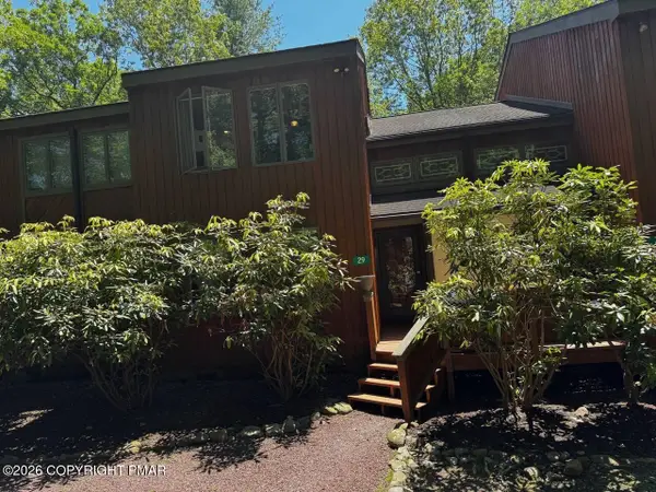 29 Falcon Run, Lake Harmony, PA 18624