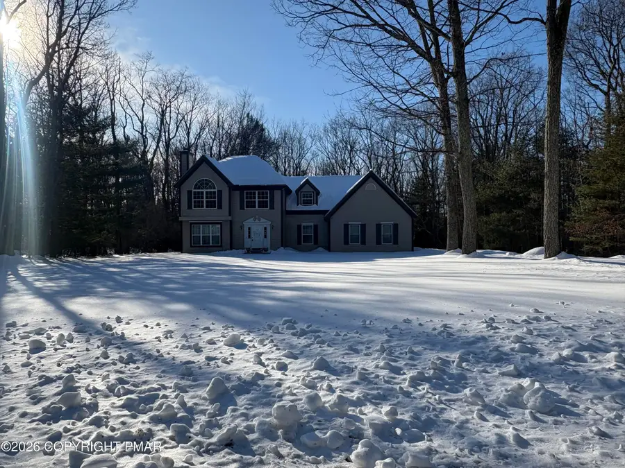 142 Chatham Hill Road, Stroudsburg, PA 18360 - #2