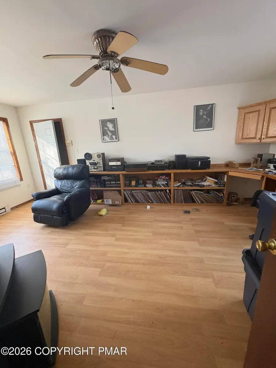 142 Chatham Hill Road, Stroudsburg, PA 18360 - #3