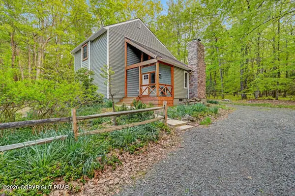 288 Moseywood Road, Lake Harmony, PA 18624