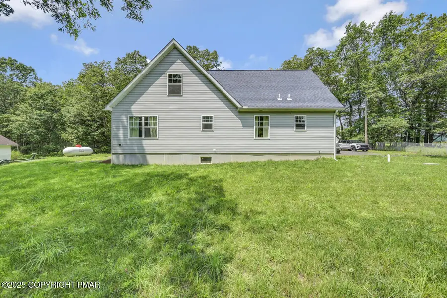 207 Game Lane, Blakeslee, PA 18610 - #3
