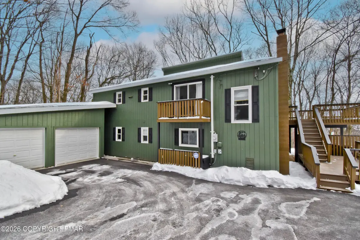 1020 Mountain Avenue, Pen Argyl, PA 18072 - Image #1