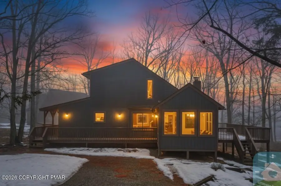 103 Ashley Court, Bushkill, PA 18324 - #2