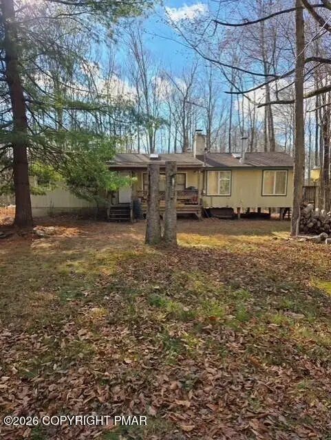 204 Pontiac Path, Pocono Lake, PA 18347