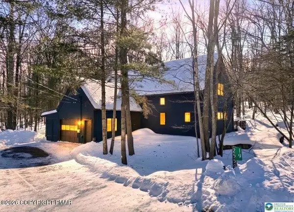 19 Oak Lane, Lake Ariel, PA 18436