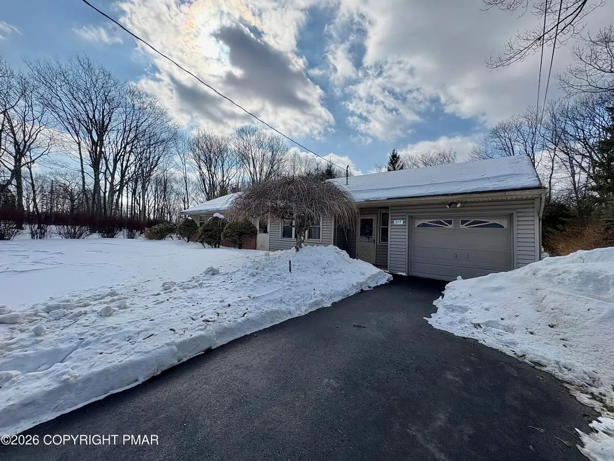 217 Winona Road, Mount Pocono, PA 18344 - #1