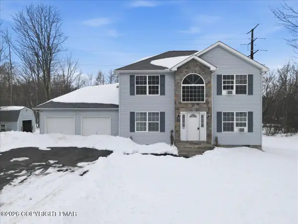959 Cricket Lane, Long Pond, PA 18334