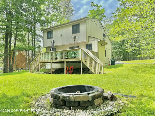 2103 Rosemont Drive, Tobyhanna, PA 18466