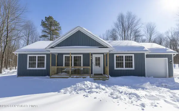 201 Sun Valley Dr Drive, Blakeslee, PA 18610