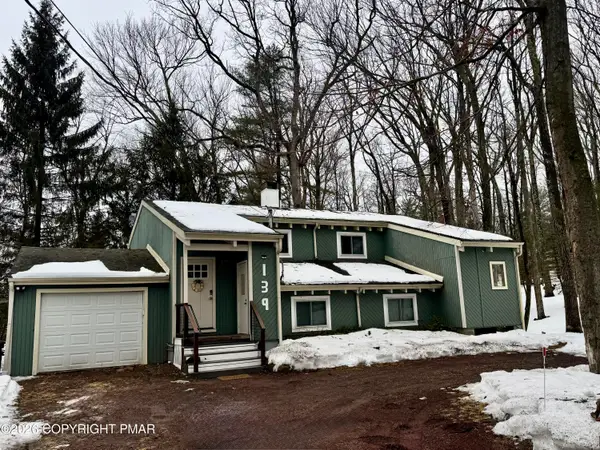 9 Sassafras Road, Lake Harmony, PA 18624