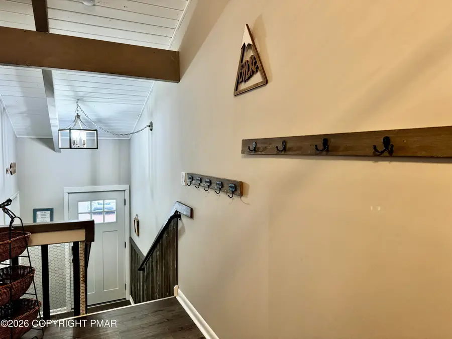 9 Sassafras Road, Lake Harmony, PA 18624 - #3