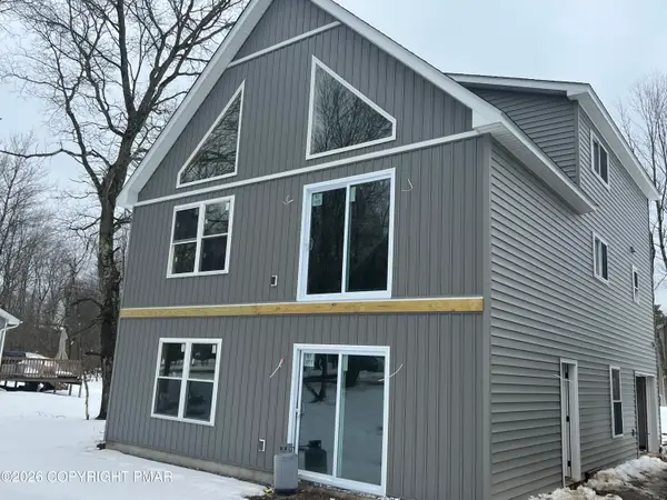 409 Towamensing Trail, Albrightsville, PA 18210