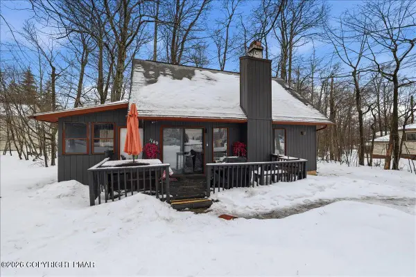 9205 Westwood Drive, Tobyhanna, PA 18466