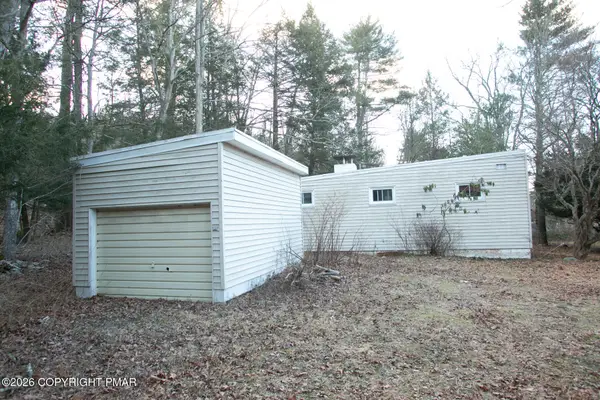 1110 Manzanedo Road, East Stroudsburg, PA 18302