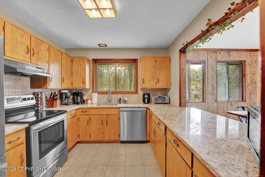 4121 Hemlock Trail, Pocono Pines, PA 18350 - #2