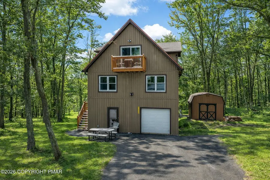 3112 Spring Court, Bushkill, PA 18324 - #2