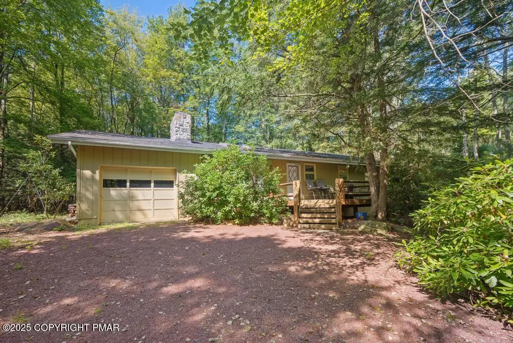 304 Foxglove Place, Pocono Pines, PA 18350 - #1