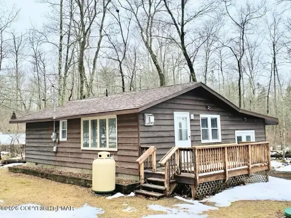 5122 Arrowhead Lane, East Stroudsburg, PA 18302