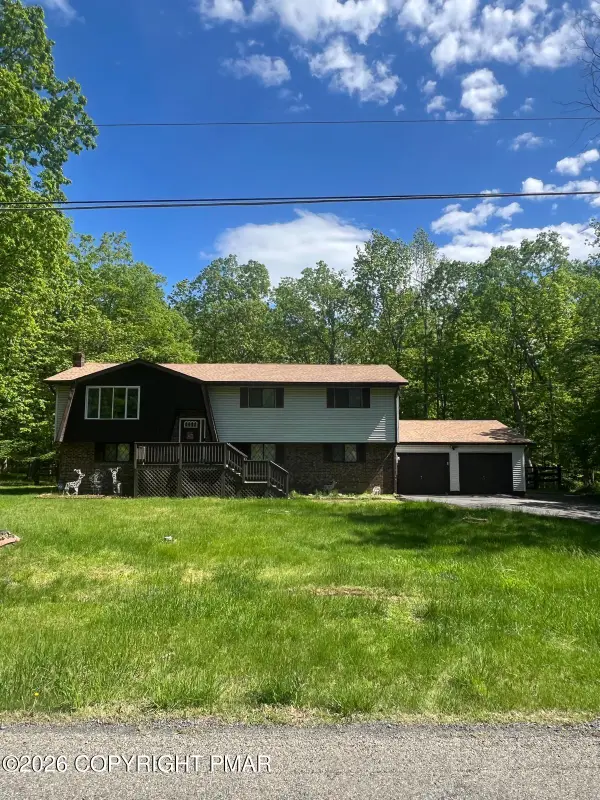 3708 Bristol Circle E, East Stroudsburg, PA 18302