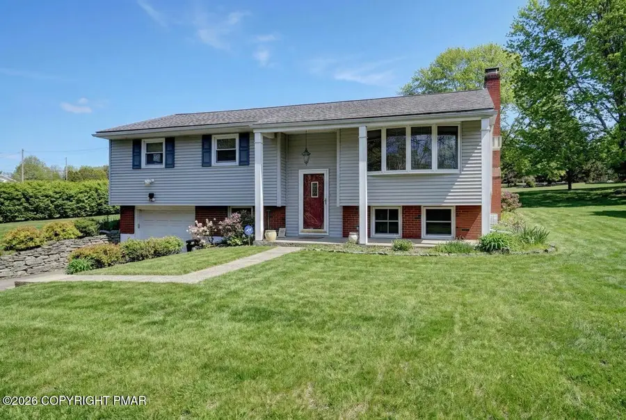 110 Barn Owl Way, East Stroudsburg, PA 18301 - #2