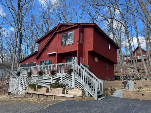 1057 Porter Drive, Bushkill, PA 18324